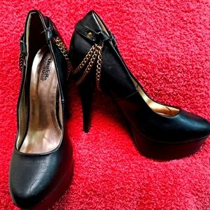 Charlotte Russe Black and Gold Chain Platform Heel
